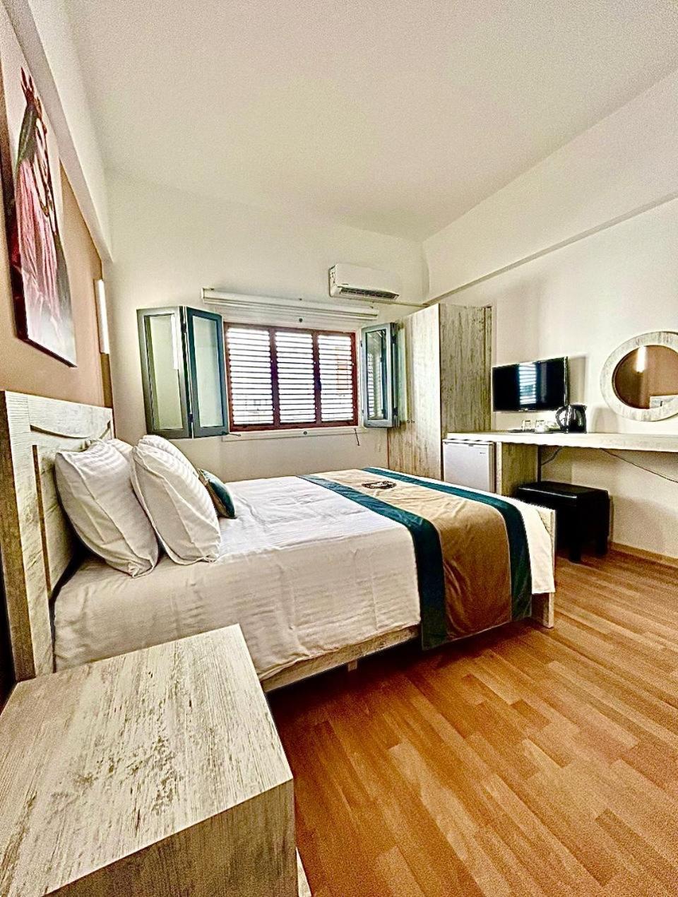 Royal Goddess Guest House, Walled City Famagusta  Buitenkant foto