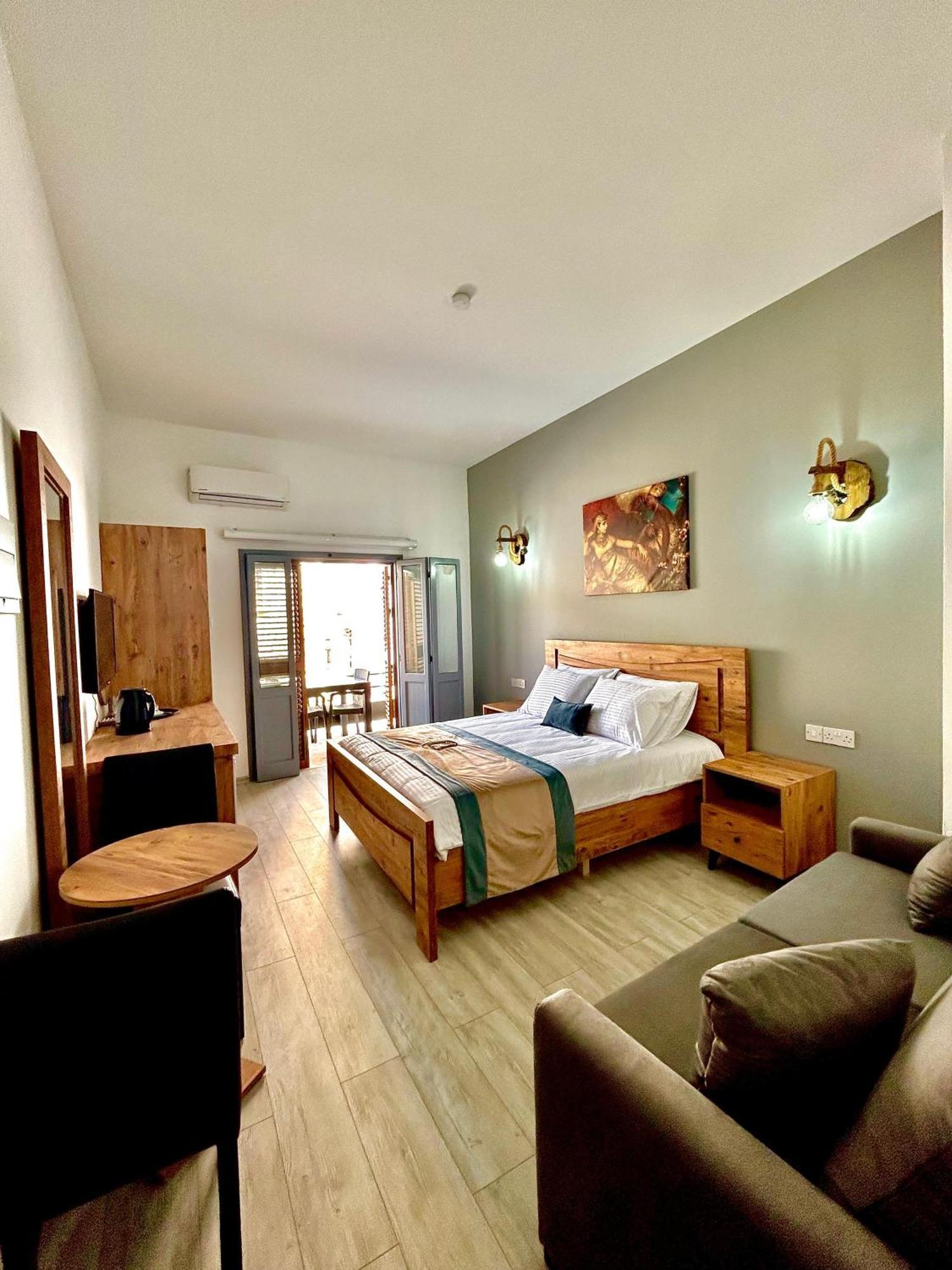 Royal Goddess Guest House, Walled City Famagusta  Buitenkant foto