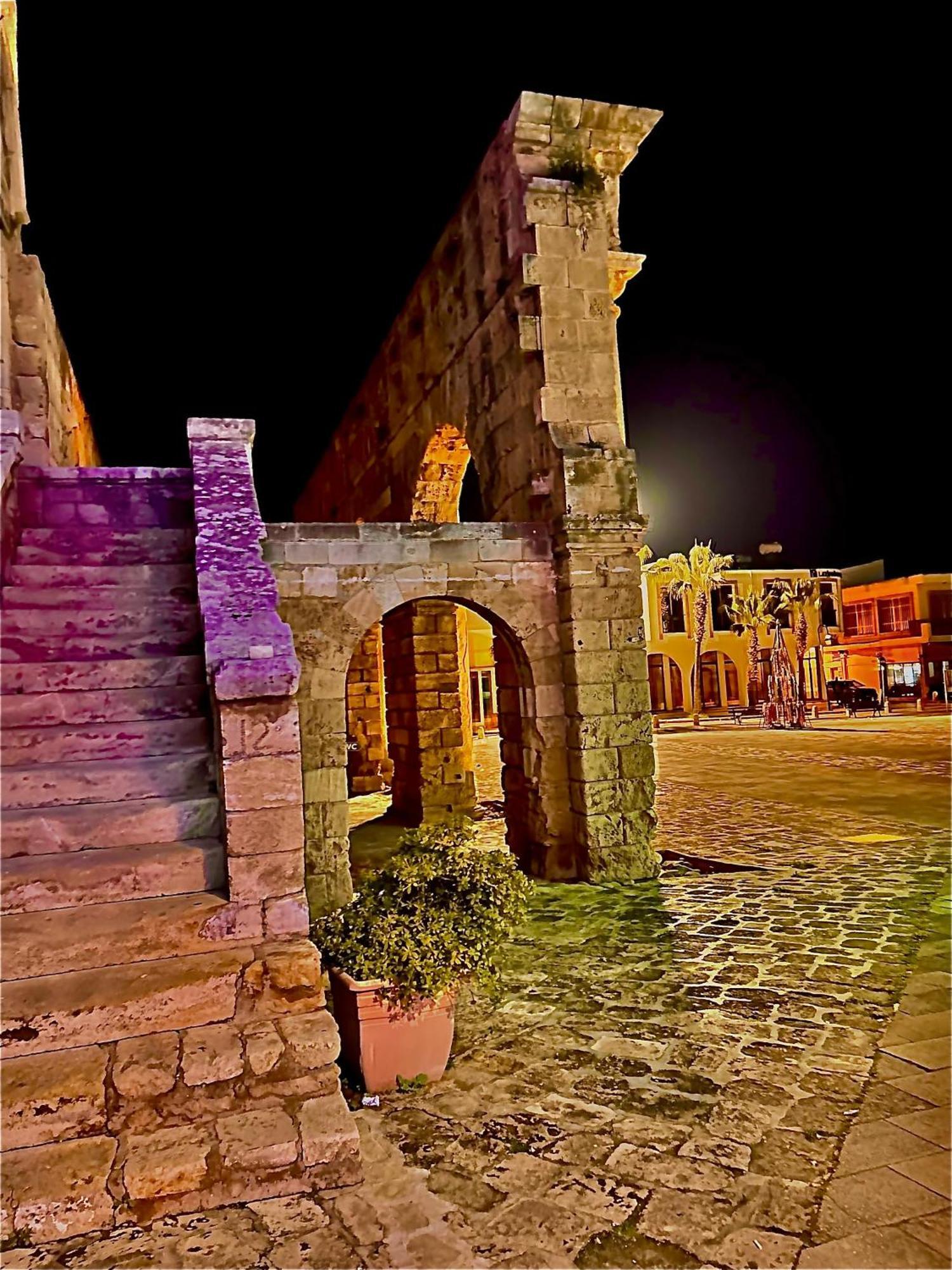 Royal Goddess Guest House, Walled City Famagusta  Buitenkant foto